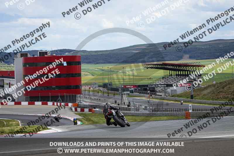 cadwell no limits trackday;cadwell park;cadwell park photographs;cadwell trackday photographs;enduro digital images;event digital images;eventdigitalimages;navarra;no limits trackdays;peter wileman photography;racing digital images;trackday digital images;trackday photos